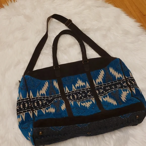 Lovestitch Boho Weekender Duffel Bag - Picture 7 of 8